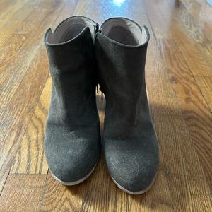 Old Navy Army Green Booties